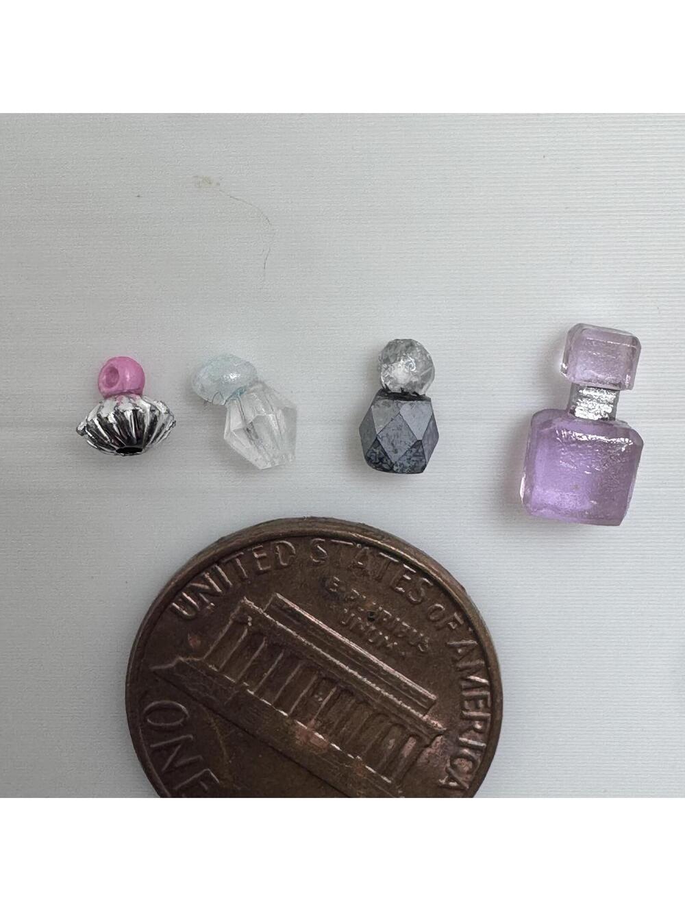 Mini Dollhouse Perfume Luxury Toiletry Bottles Vanity Womens Accessories Diorama